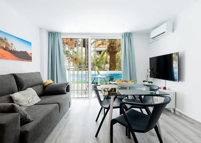 101 Playa Honda, Playa De Americas アパート *