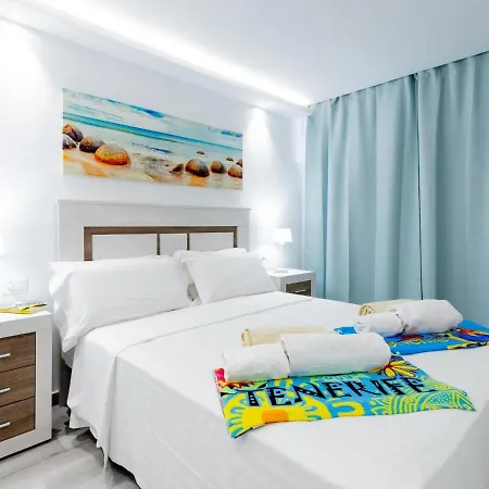 Apartman 101 Playa Honda, Playa De Americas *